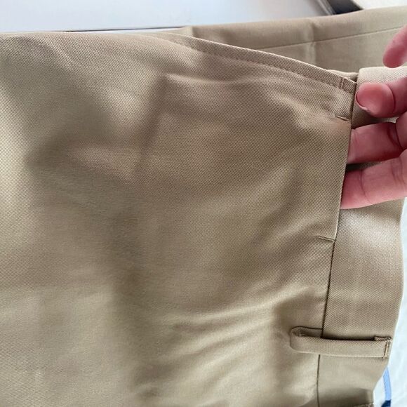 Lands’ End Classic Clothing Traditional Fit Tan Pants Chinos Size 40 - Picture 5 of 12